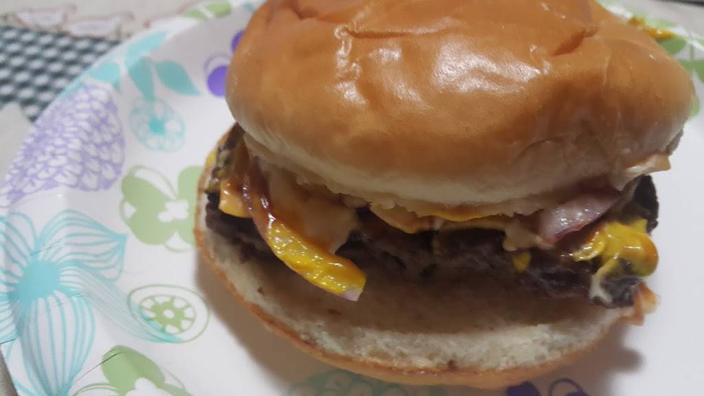 Wendys | restaurant | 990 Saratoga Ave, San Jose, CA 95129, USA | 4082435339 OR +1 408-243-5339