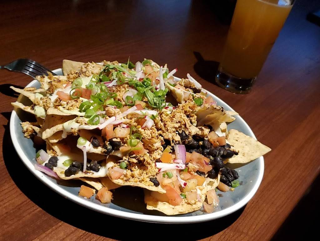 Bar Louie - Kendall | night club | 11745 Sherry Ln, Miami, FL 33183, USA | 7866738400 OR +1 786-673-8400