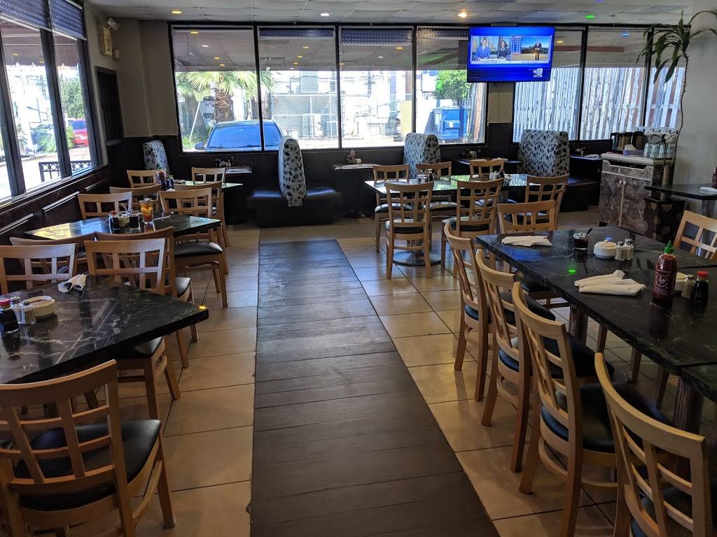 Hunan Village | restaurant | 3320, 3311 S Shepherd Dr, Houston, TX 77098, USA | 7135284651 OR +1 713-528-4651