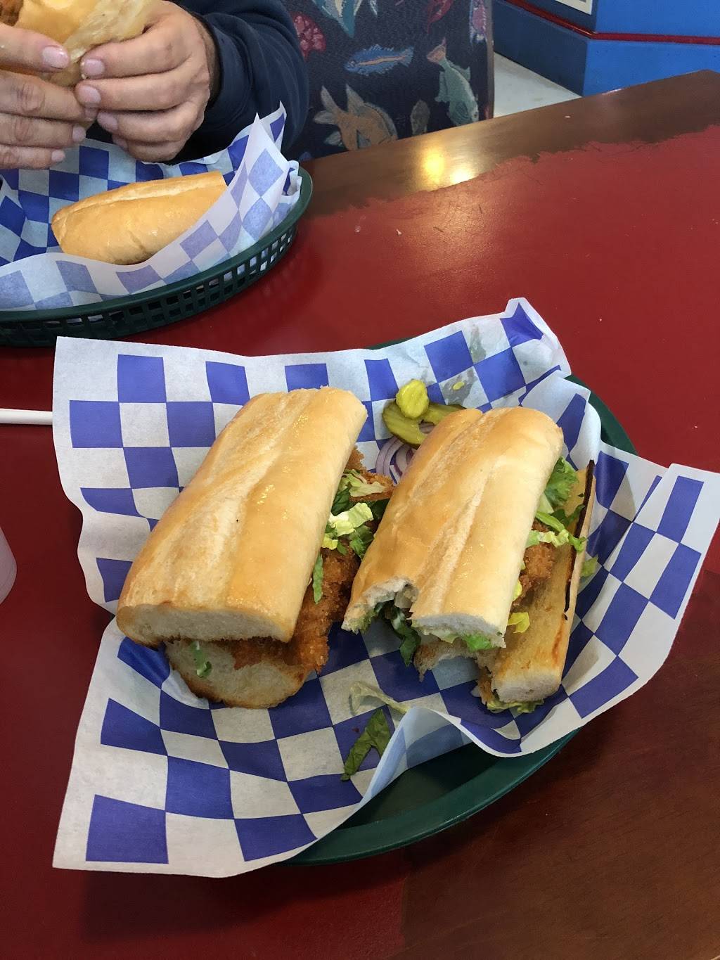 The River Des Peres Yacht Club Deli | restaurant | 7832 Ivory Ave, St. Louis, MO 63111, USA | 3149149033 OR +1 314-914-9033