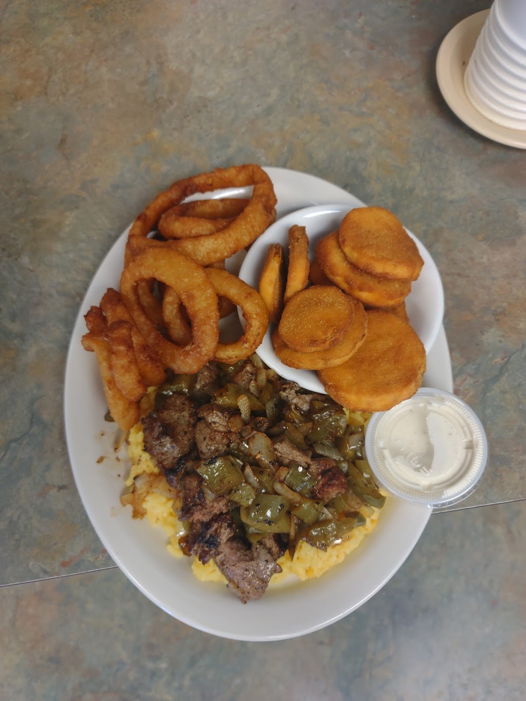 Noras kitchen | restaurant | 1240 Matthews-Mint Hill Rd, Matthews, NC 28105, USA | 7048474901 OR +1 704-847-4901