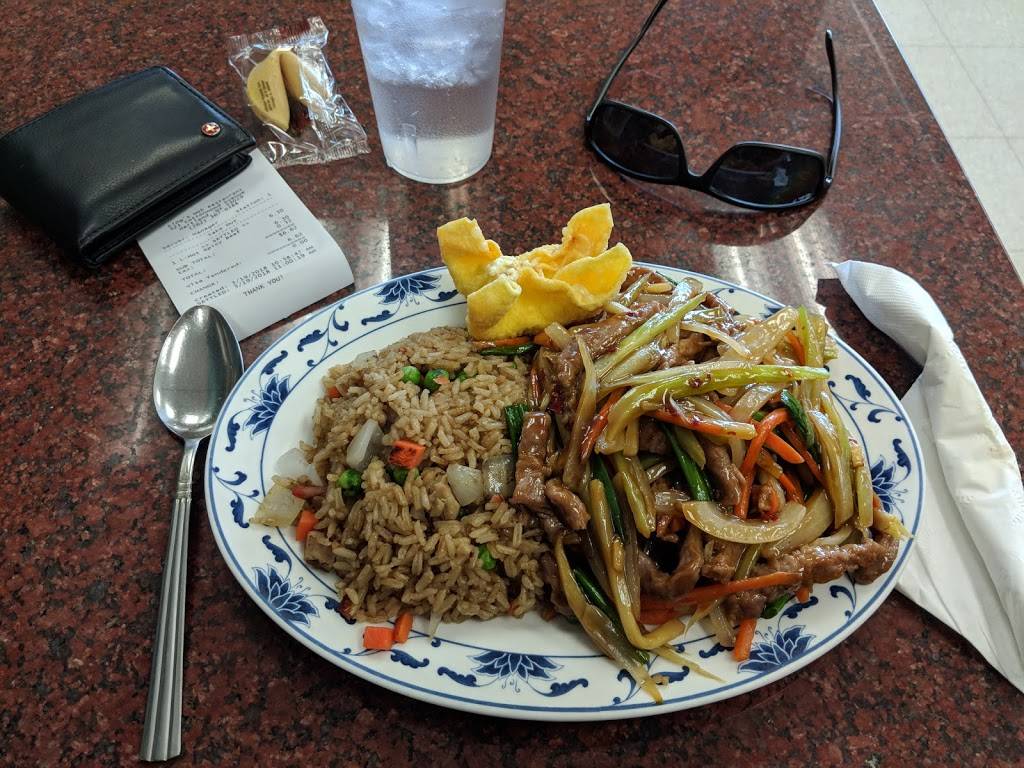 Kings Wok Hartland Inc | restaurant | 521 Cottonwood Ave, Hartland, WI 53029, USA | 2623676388 OR +1 262-367-6388