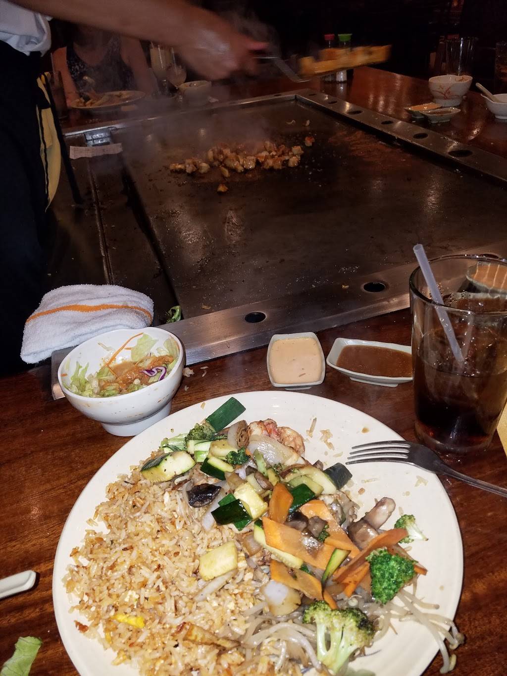 Sakura Japanese Steak, Seafood House & Sushi Bar | restaurant | 7021, 2625 Housley Rd E, Annapolis, MD 21401, USA | 4105730006 OR +1 410-573-0006