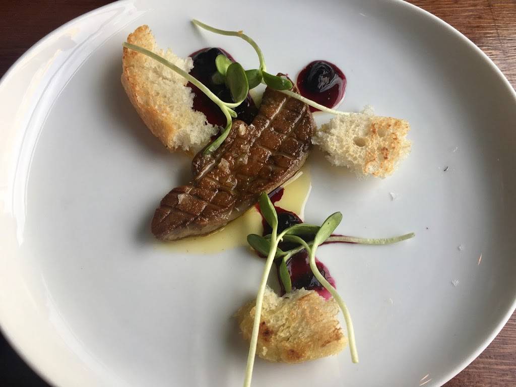 Hartleys Tavern | restaurant | 19 Elizabeth St, Prince Edward, ON K0K, Canada | 6134768888 OR +1 613-476-8888