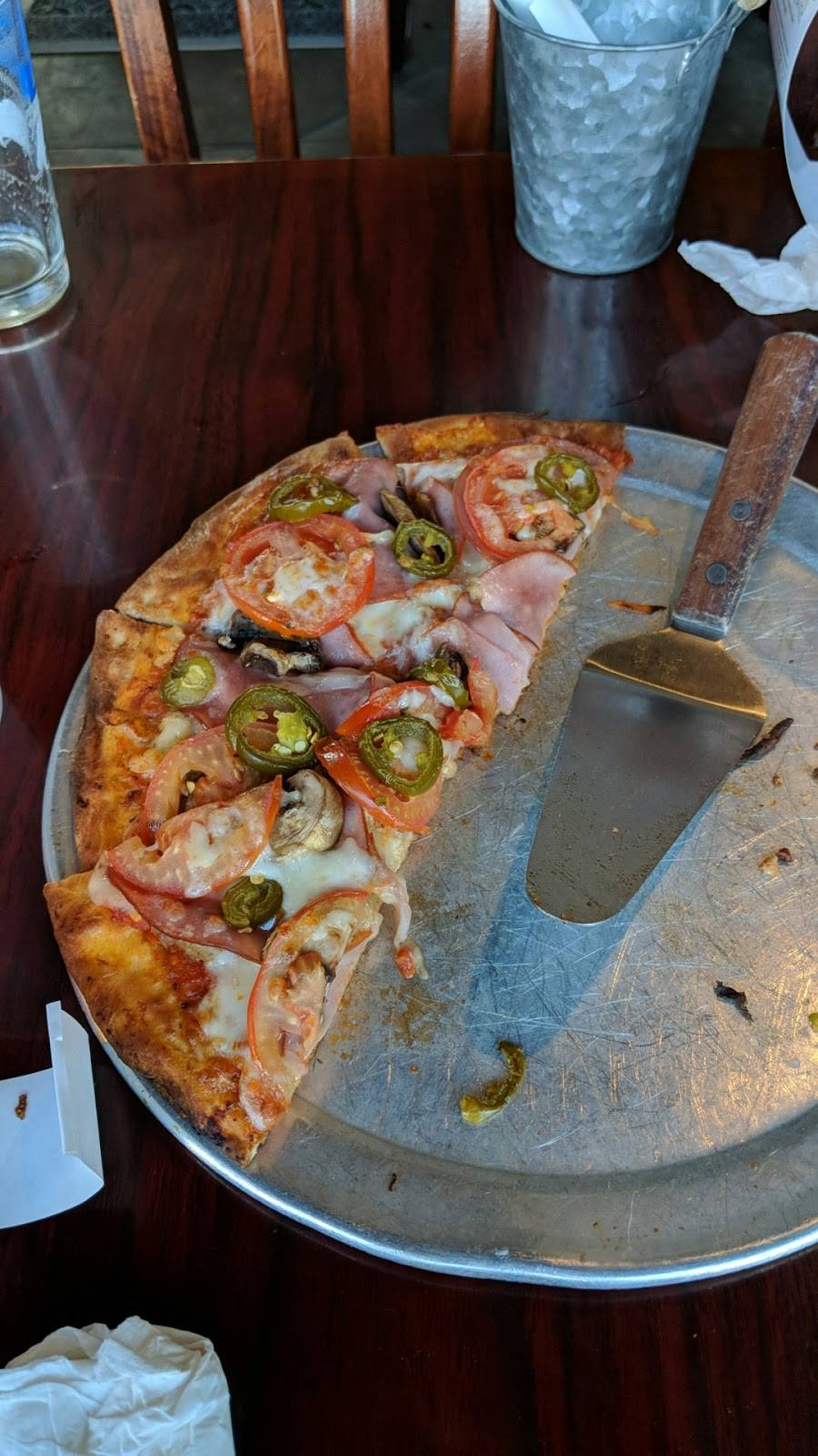 Lorenzos Pizza and More | restaurant | 7729 Center Blvd SE, Snoqualmie, WA 98065, USA | 4252929994 OR +1 425-292-9994