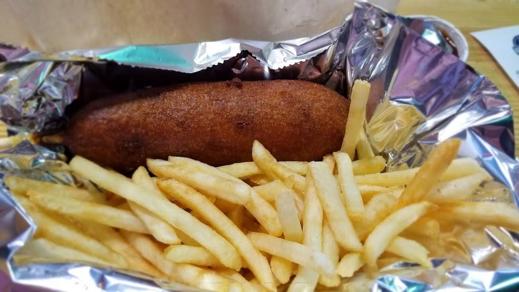 jojos Grill-A-Dog | restaurant | 27471 San Bernardino Ave #210, Redlands, CA 92374, USA | 9093353555 OR +1 909-335-3555