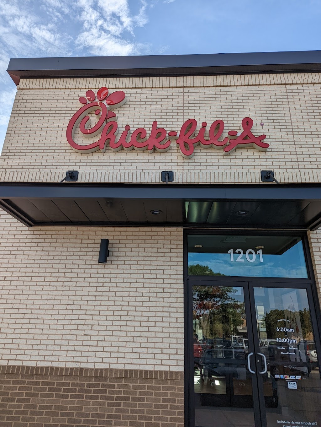 Chick-fil-A | restaurant | 1201 W Main St, Lewisville, TX 75067, USA | 9723533000 OR +1 972-353-3000