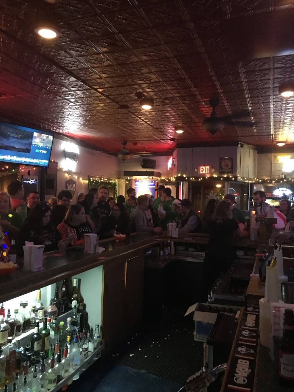 Middle Ground Grill | restaurant | 416 Middle St, Weymouth, MA 02189, USA | 7813379905 OR +1 781-337-9905