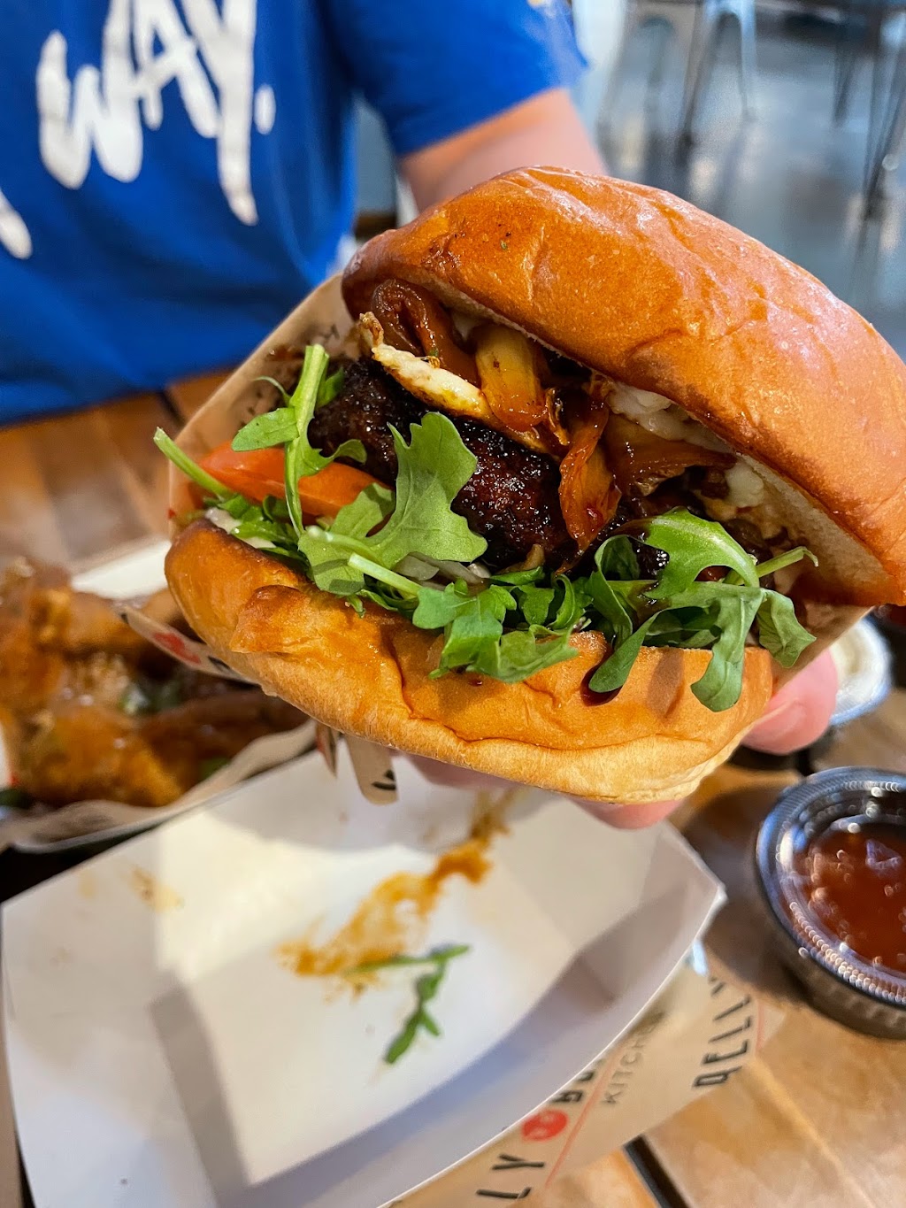 Belly Bombz Wings & Burgers | restaurant | 905 E Arrow Hwy, Glendora, CA 91740, USA | 6267272176 OR +1 626-727-2176