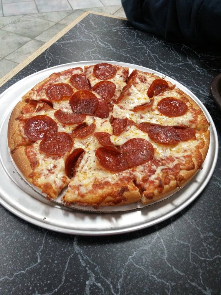 Old Country Pizzeria | restaurant | 672 Washington St, Stoughton, MA 02072, USA | 7813414339 OR +1 781-341-4339