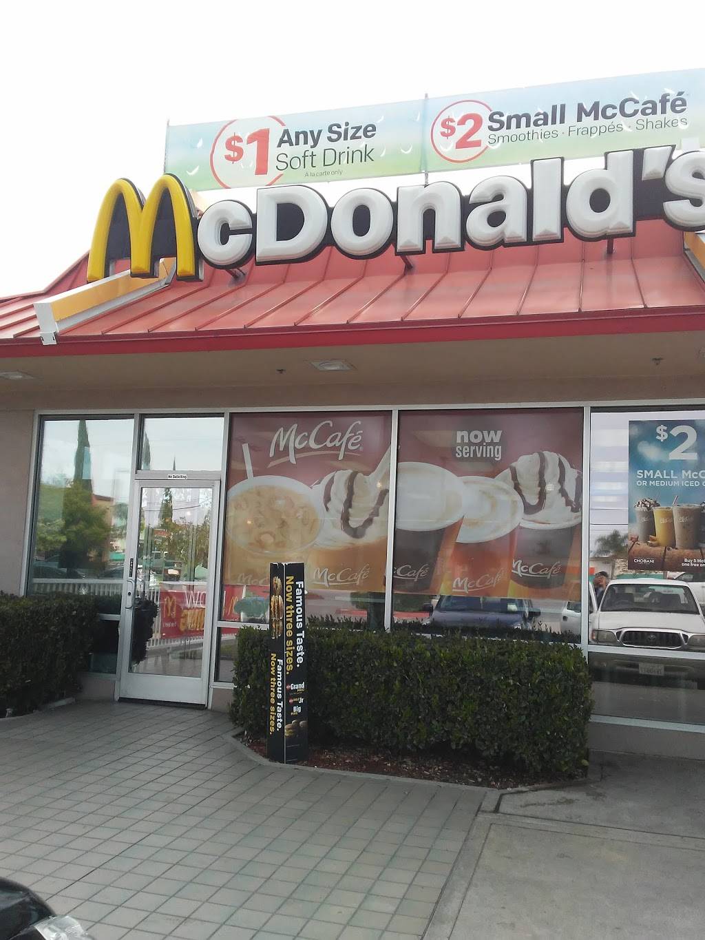 McDonalds | cafe | 105 E Katella Ave, Orange, CA 92867, USA | 7149979666 OR +1 714-997-9666
