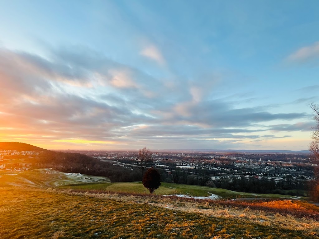 Morgan Hill Golf Course | restaurant | 100 Clubhouse Dr, Easton, PA 18042, USA | 6109238480 OR +1 610-923-8480