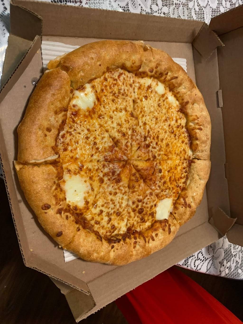 Pizza Hut | meal takeaway | 7076 Bissonnet St A-10, Houston, TX 77074, USA | 7139950555 OR +1 713-995-0555