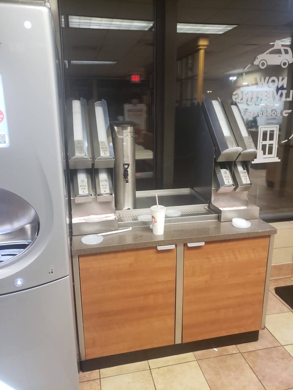 Wendys | restaurant | 8331 W Brown Deer Rd, Milwaukee, WI 53223, USA | 4143550967 OR +1 414-355-0967