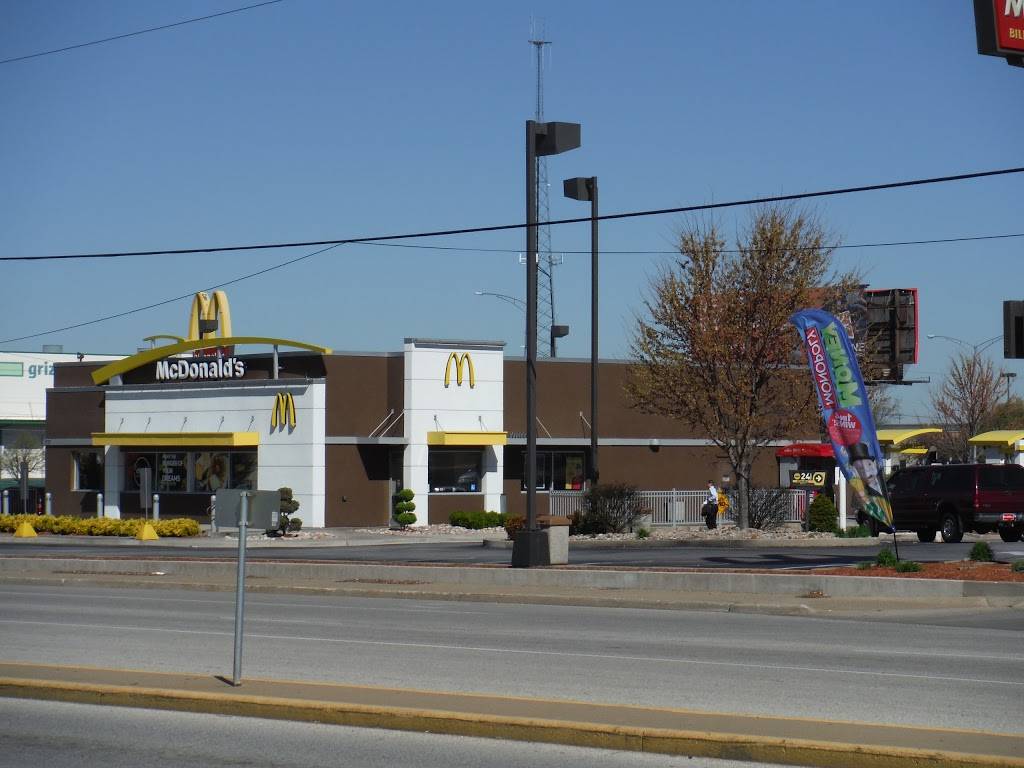 McDonalds | cafe | 1717 W Battlefield Rd, Springfield, MO 65807, USA | 4178861717 OR +1 417-886-1717