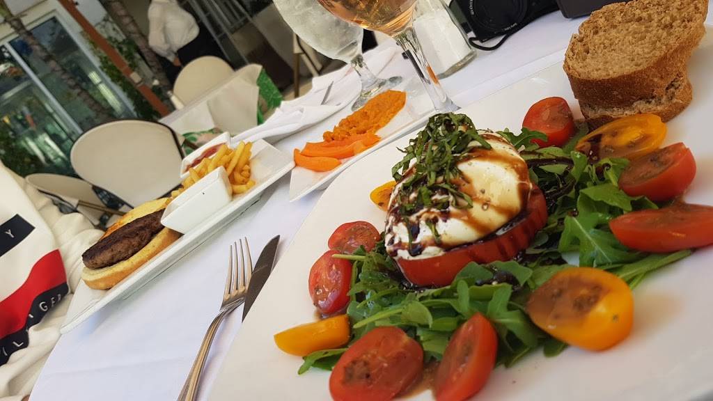 Cafe Via Flora | cafe | 240 Worth Ave, Palm Beach, FL 33480, USA | 5615144959 OR +1 561-514-4959