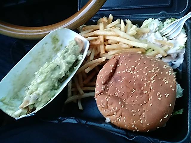 Lucys Drive In | restaurant | 1373 South La Brea Ave, Los Angeles, CA 90019, USA | 3239384337 OR +1 323-938-4337