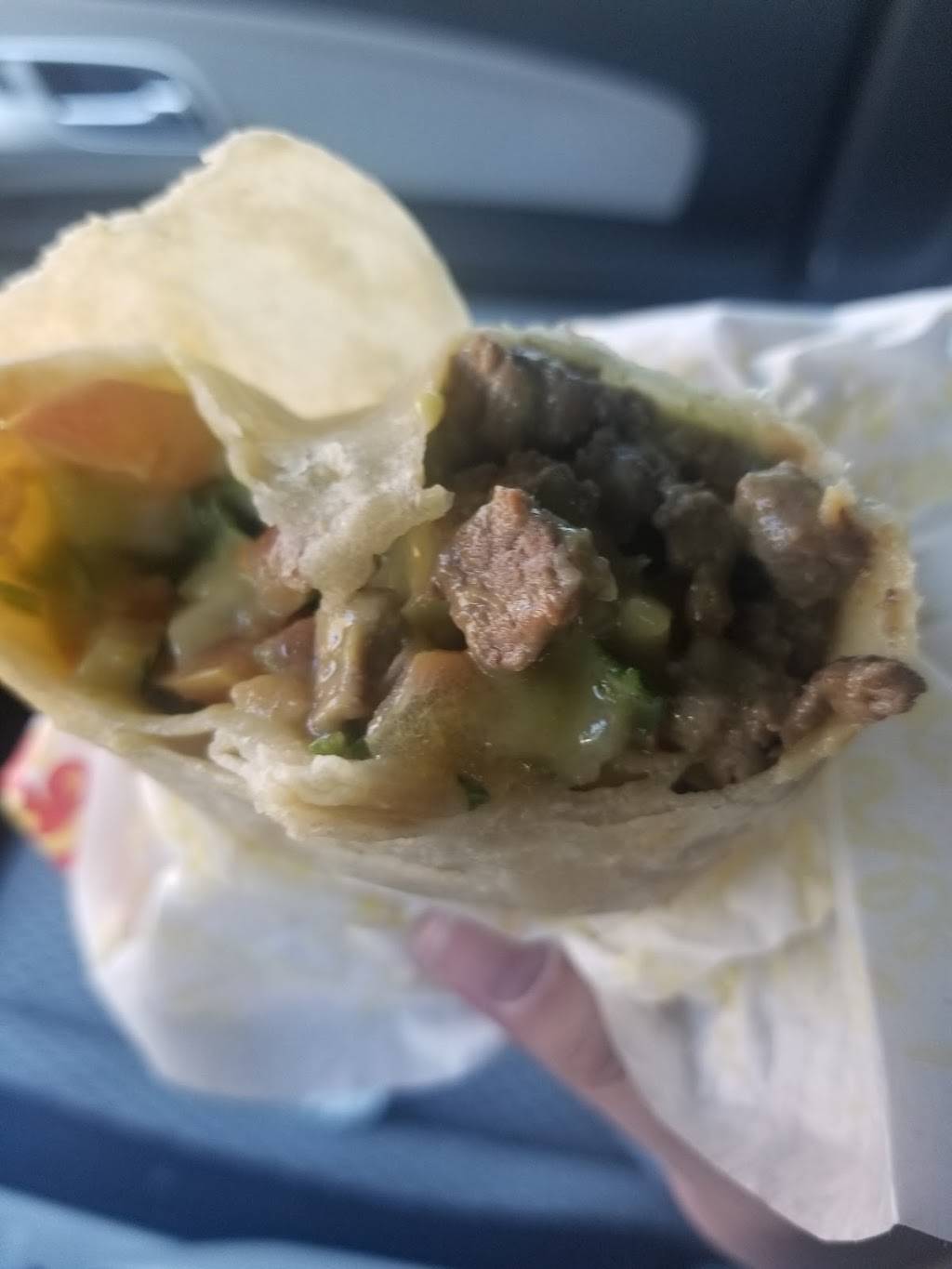 Albertos Mexican Food | restaurant | 4255, 12620 Paramount Blvd, Downey, CA 90242, USA | 5628693171 OR +1 562-869-3171