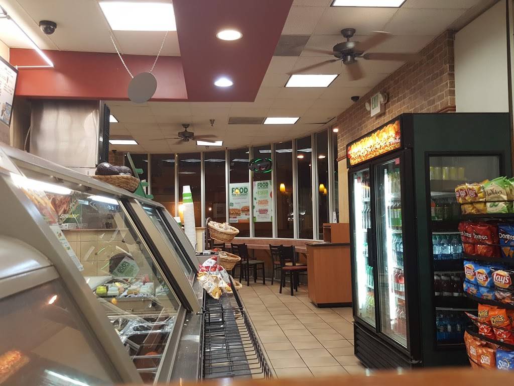 Subway Restaurants | restaurant | 1703 W Redondo Beach Blvd, Gardena, CA 90247, USA | 3103231300 OR +1 310-323-1300