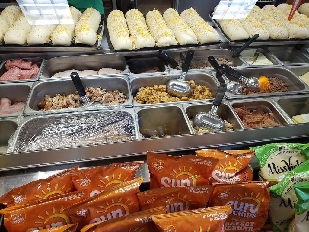 Subway | restaurant | New Doral Shopping Center, 10728 NW 74th St #5, Miami, FL 33185, USA | 3055945797 OR +1 305-594-5797