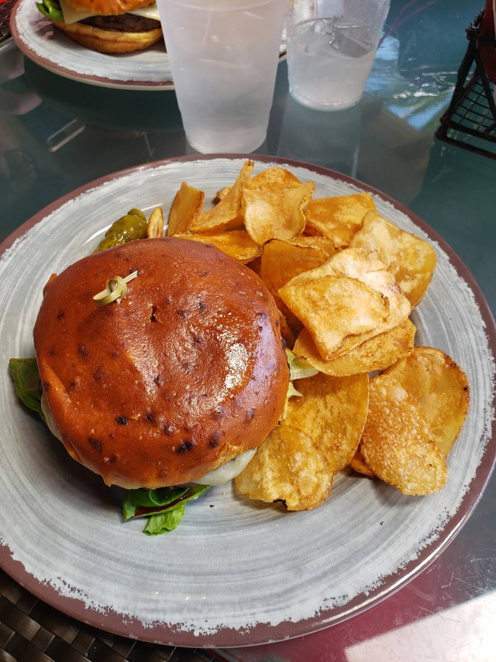 Falls Pool Bar & Grill | restaurant | 8701 World Center Dr, Orlando, FL 32821, USA | 4072394200 OR +1 407-239-4200