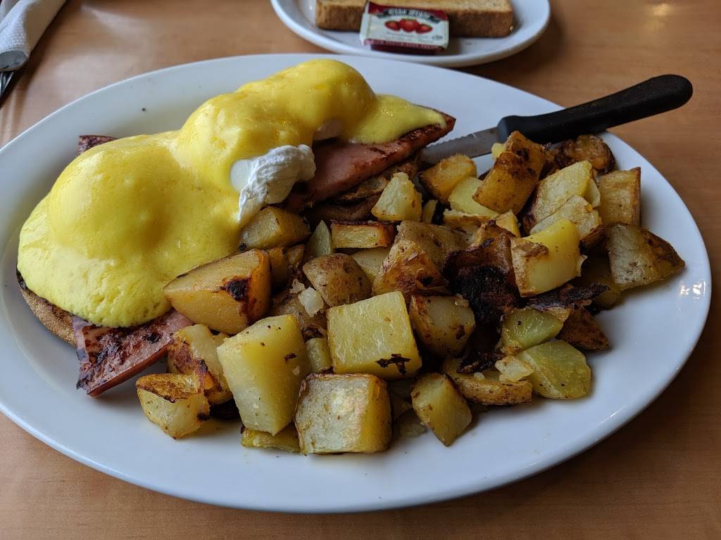 Daylight Grill | restaurant | 980 Southdown Rd, Mississauga, ON L5J 2Y4, Canada | 9059191187 OR +1 905-919-1187