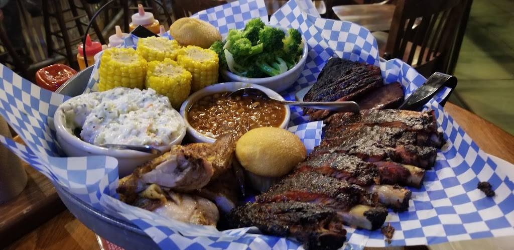 Famous Daves Bar-B-Que | restaurant | 9911 NE Cascades Pkwy, Portland, OR 97220, USA | 5034939000 OR +1 503-493-9000