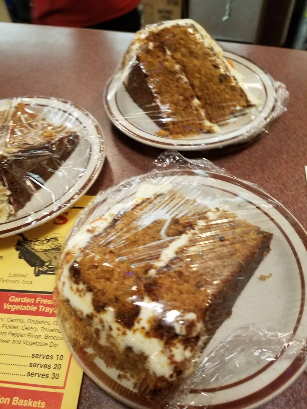 Caesars Italian Restaurant | restaurant | 3064, 2801 W Market St, Warren, OH 44485, USA | 3308981555 OR +1 330-898-1555