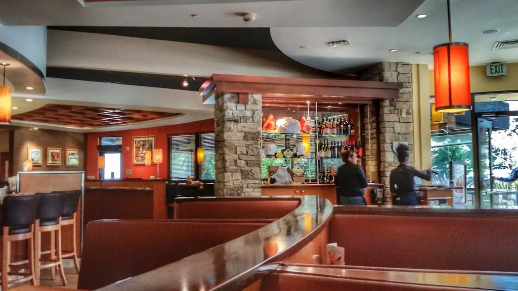 California Pizza Kitchen | restaurant | 1100 Del Monte Center, Monterey, CA 93940, USA | 8313754975 OR +1 831-375-4975