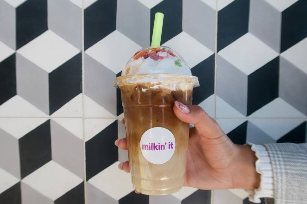Milkin it | bakery | 1000 Channelside Dr, Tampa, FL 33602, USA | 8139994846 OR +1 813-999-4846