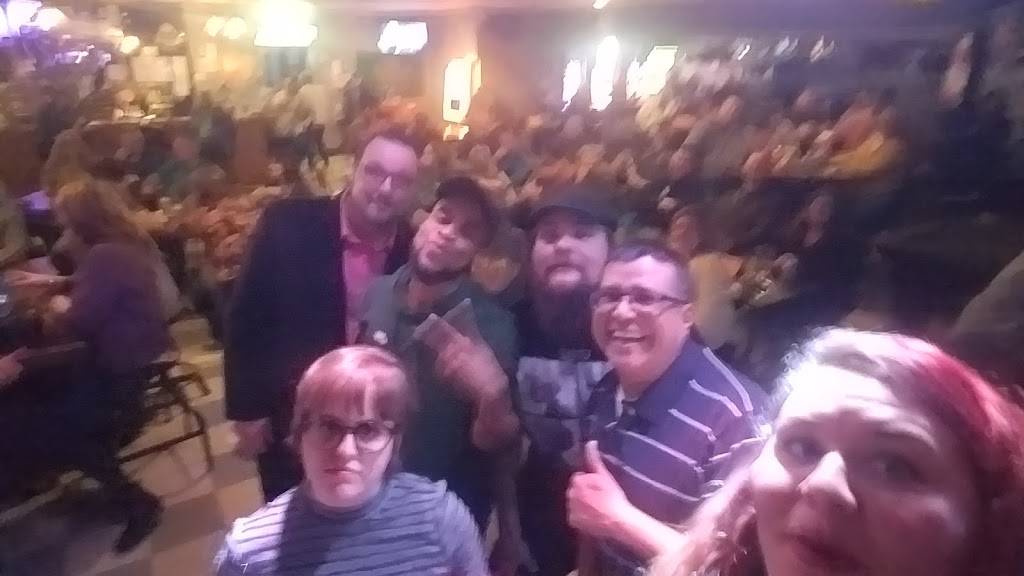 Irish Circle | restaurant | 405 N Walnut St, Wapella, IL 61777, USA | 2179355225 OR +1 217-935-5225