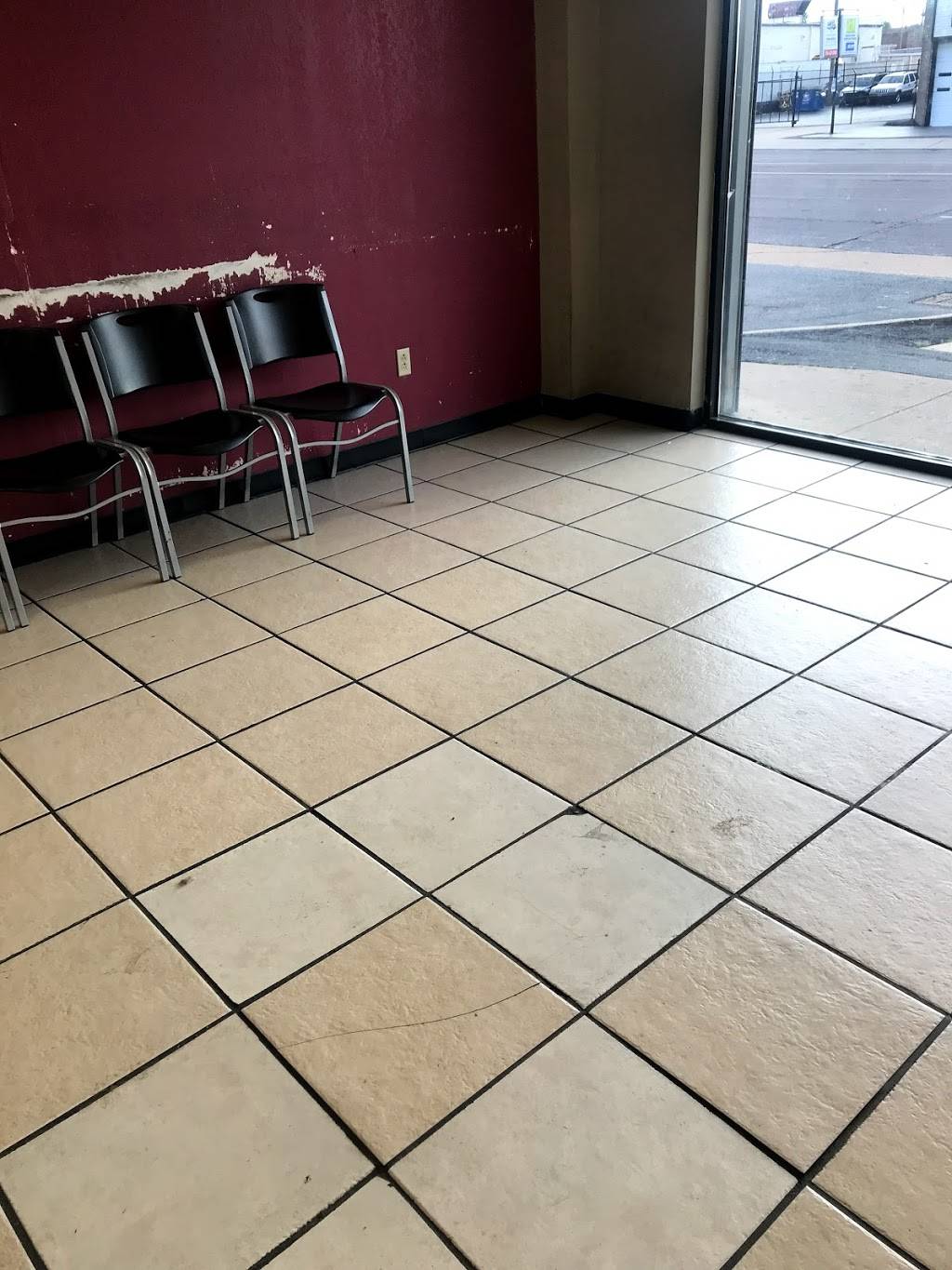 Empress Express | restaurant | 1438 N 13th St, St. Louis, MO 63106, USA | 3145880699 OR +1 314-588-0699