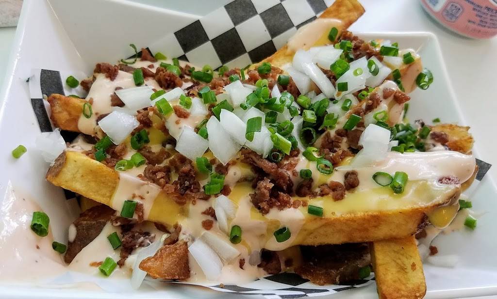 Berben & Wolff’s | restaurant | 156 4th St, Troy, NY 12180, USA | 5183260334 OR +1 518-326-0334