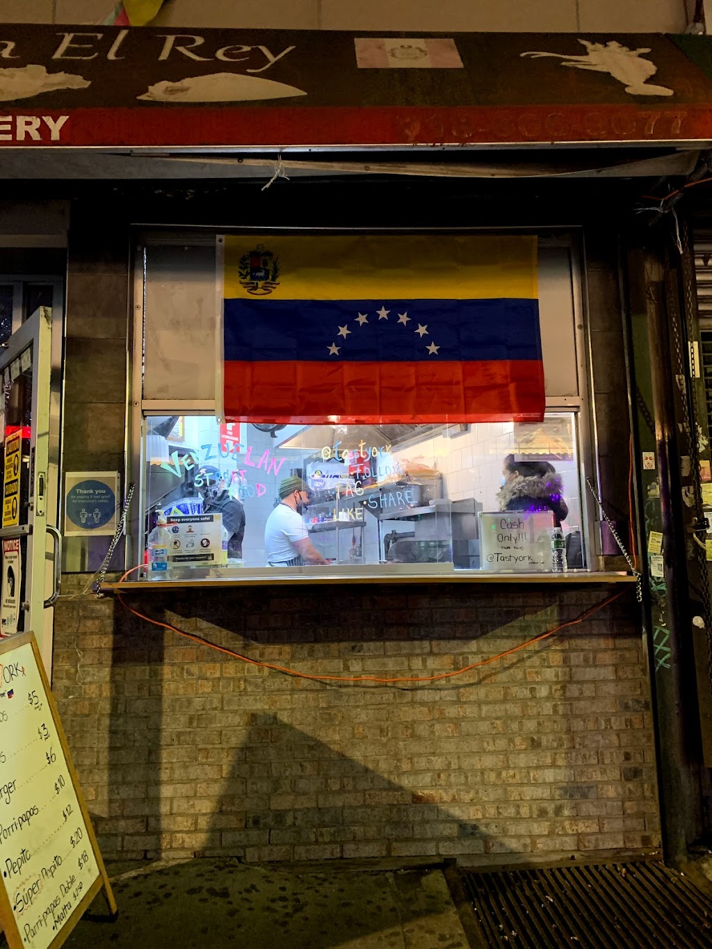 TastYork | restaurant | 85-16 Roosevelt Ave, Queens, NY 11372, USA | 3476424031 OR +1 347-642-4031