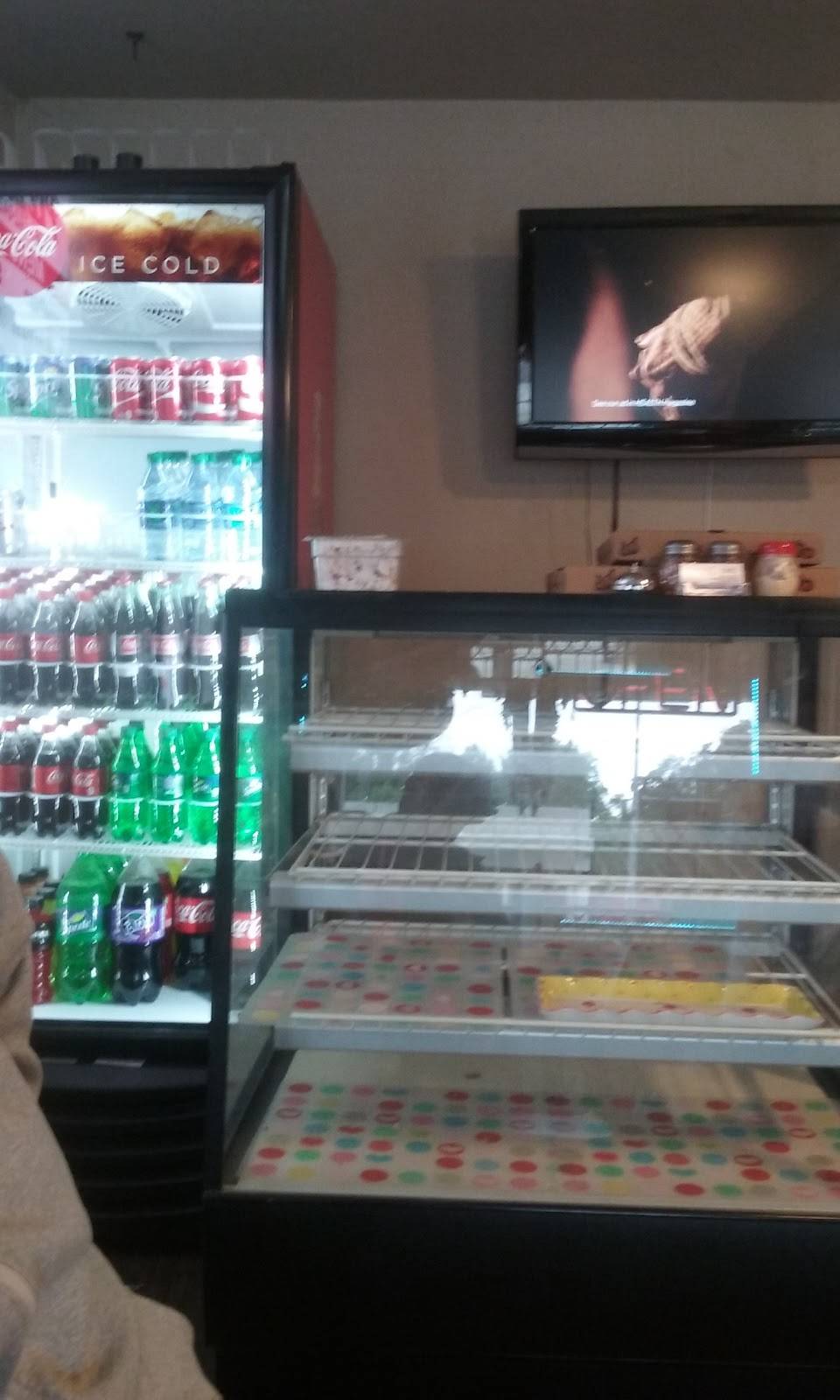 Marios Pizza | restaurant | 2643 Niles St, Bakersfield, CA 93306, USA | 6617420423 OR +1 661-742-0423