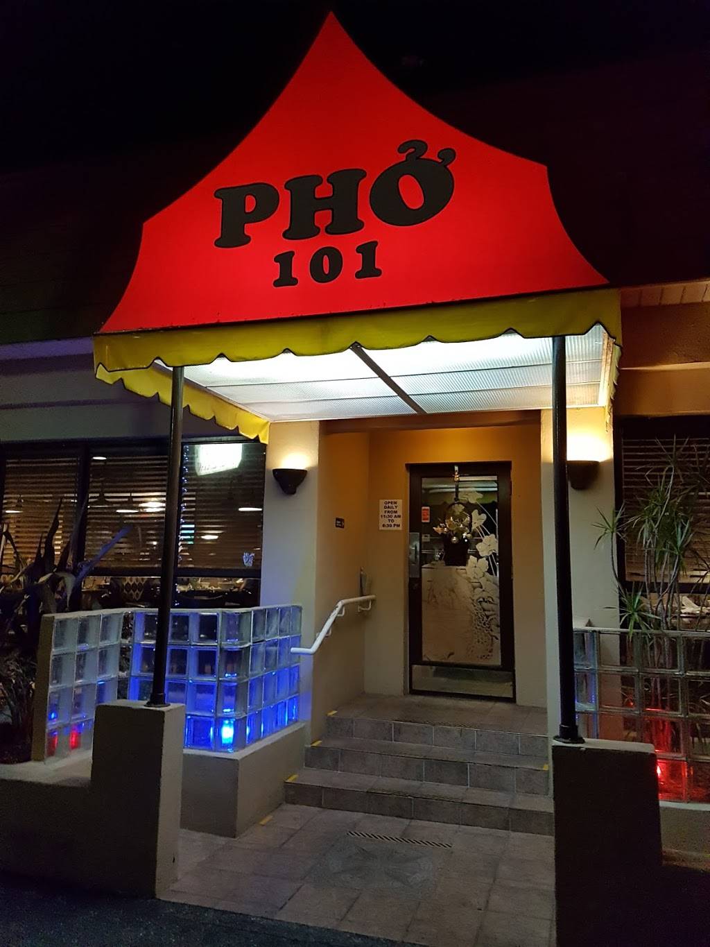 Pho 101 NOODLE HOUSE | restaurant | 6125 S Tamiami Trail, Sarasota, FL 34231, USA | 9419240039 OR +1 941-924-0039