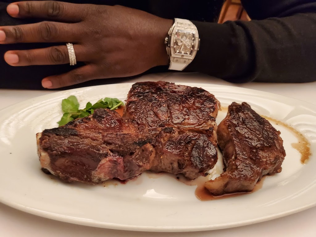 Council Oak Steaks & Seafood (in Seminole Hard Rock Hollywood) | restaurant | 1 Seminole Way, Davie, FL 33314, USA | 9543277625 OR +1 954-327-7625