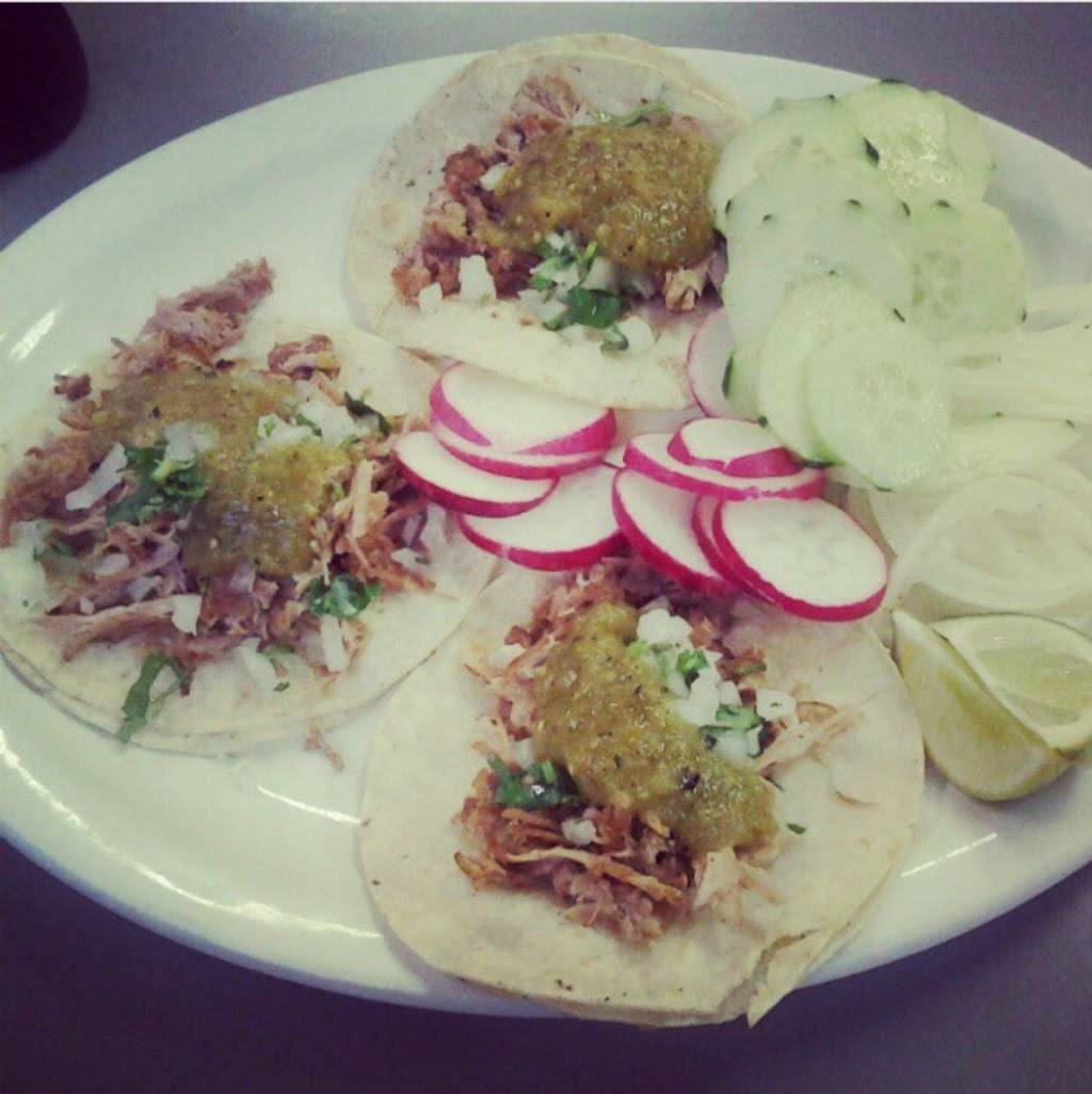 TJ Tacos | restaurant | 3612 Valley Way, Riverside, CA 92509, USA | 9512611308 OR +1 951-261-1308