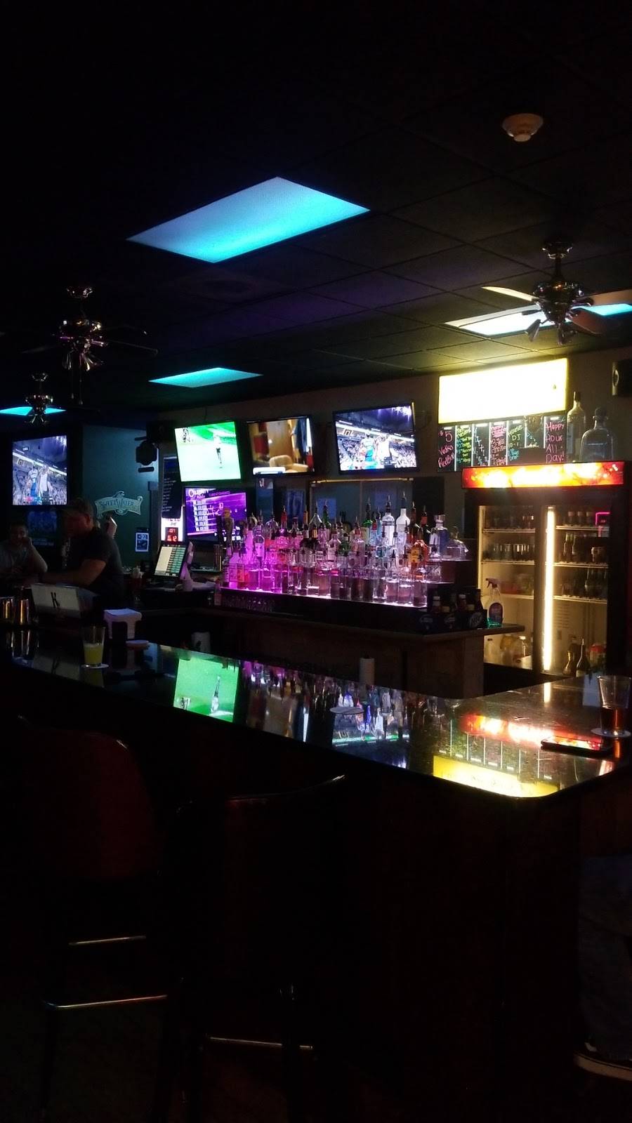 Mulligans Sports Bar and Grille | restaurant | 414 US-21 BYP, Fort Mill, SC 29715, USA | 8035480044 OR +1 803-548-0044