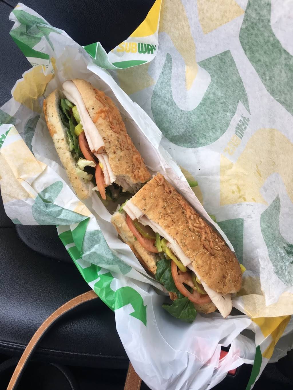 Subway | restaurant | 5608 Mission Center Rd Suite 903, San Diego, CA 92108, USA | 6198581473 OR +1 619-858-1473