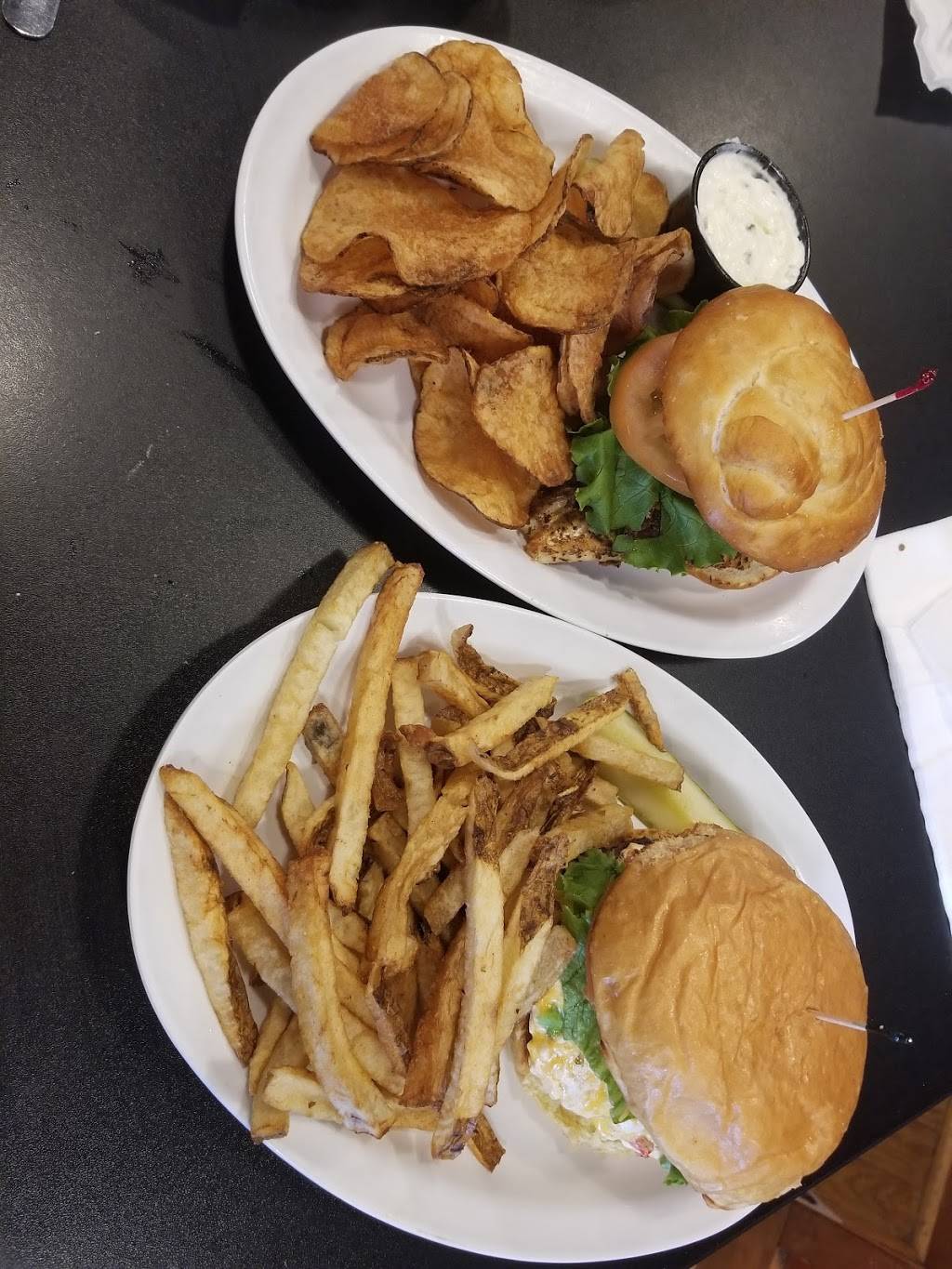 Crafty Rooster | restaurant | 1125 3rd Ave, Conway, SC 29526, USA | 8434388330 OR +1 843-438-8330