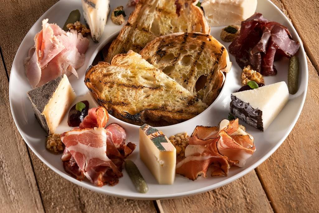 Sorriso Modern Italian Kitchen | restaurant | 2 Waterway Square Pl, The Woodlands, TX 77380, USA | 8328395436 OR +1 832-839-5436