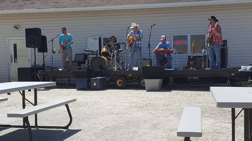 Clarks Bar & Restaurant | restaurant | 131 W Main St, Forestville, WI 54213, USA | 9208566950 OR +1 920-856-6950