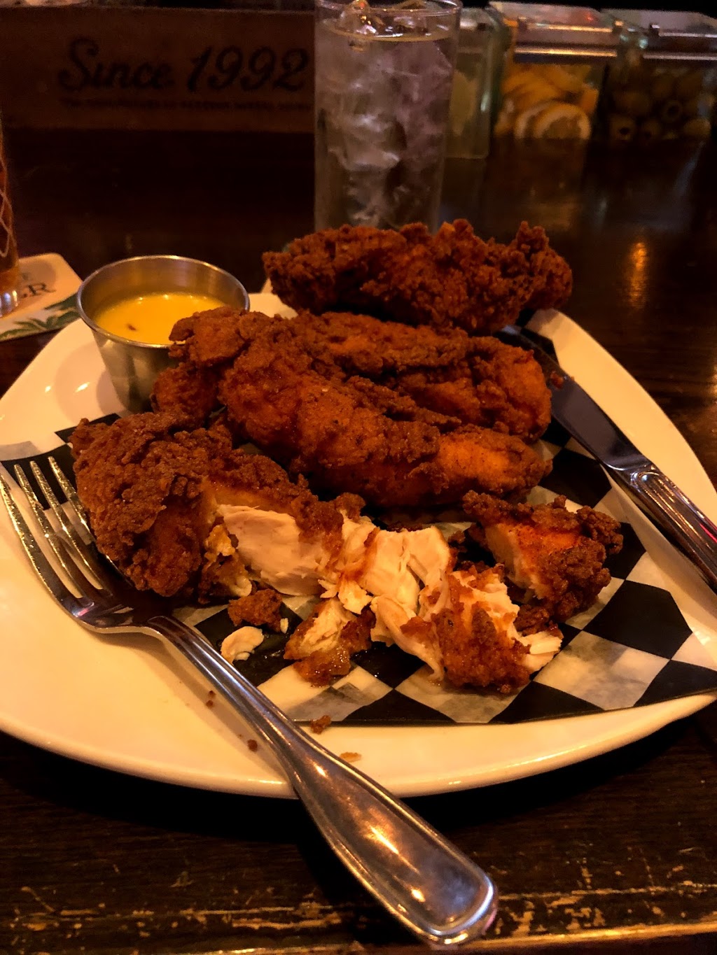 Founding Fathers Sports Bar & Grill | restaurant | 1612 South St, Philadelphia, PA 19146, USA | 2675190253 OR +1 267-519-0253