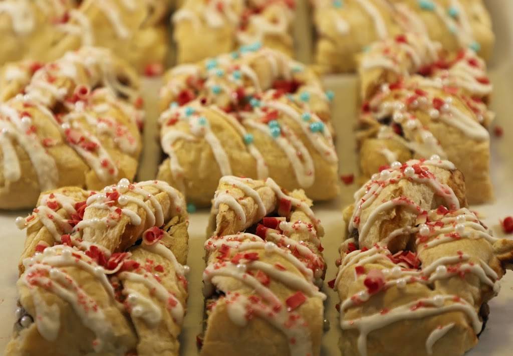 Giovannis Italian Bakery & Cafe | restaurant | 13019 W Alameda Pkwy, Lakewood, CO 80228, USA | 7205354260 OR +1 720-535-4260