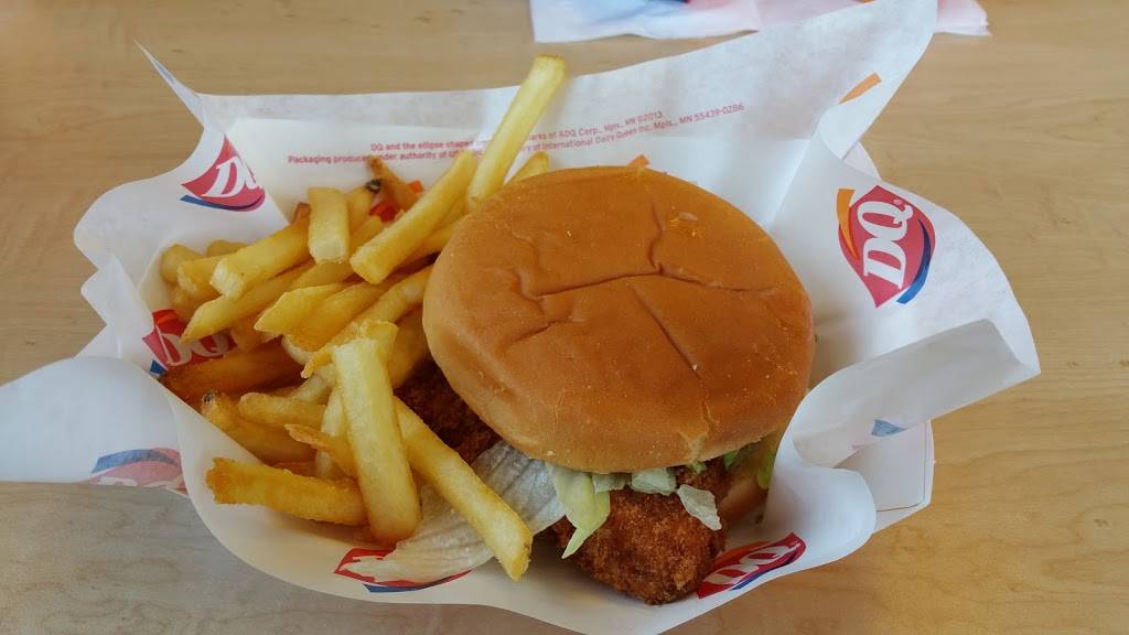 Dairy Queen Grill & Chill | restaurant | 22 Shining Willow Way, La Plata, MD 20646, USA | 3019348757 OR +1 301-934-8757