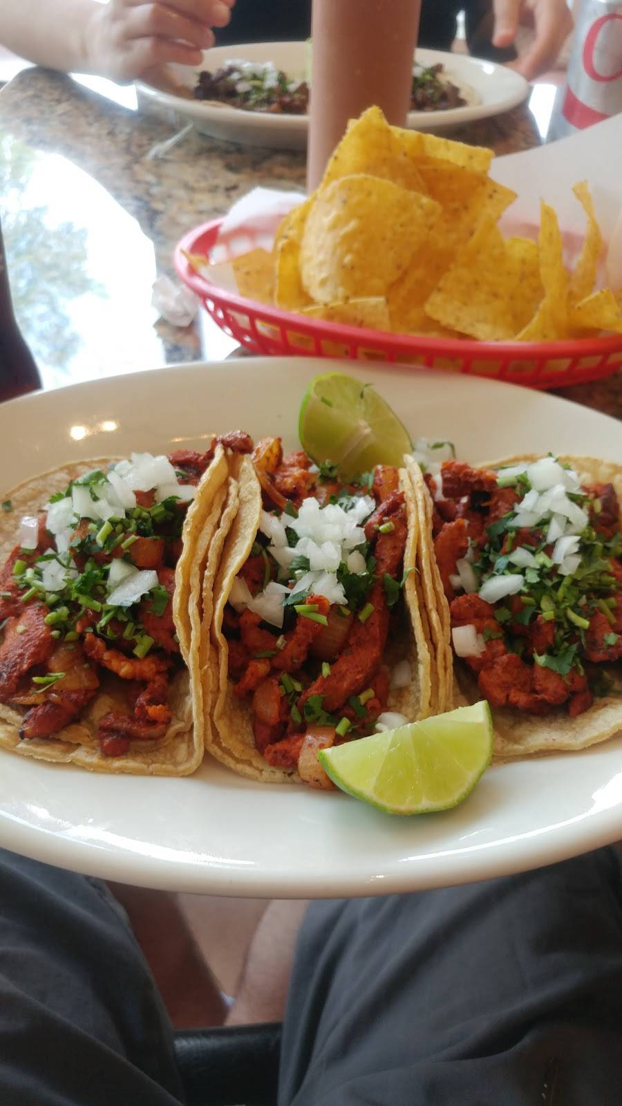 Rancho Grande Los Magueyes | restaurant | 2959 W Pershing Rd, Chicago, IL 60632, USA | 8722815680 OR +1 872-281-5680