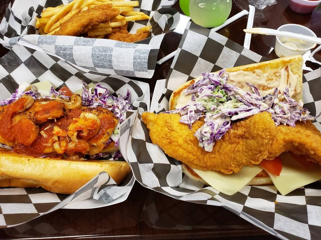 Mudbug Cajun Po Boys | restaurant | 3524 NE Vivion Rd, Kansas City, MO 64119, USA | 8163211087 OR +1 816-321-1087