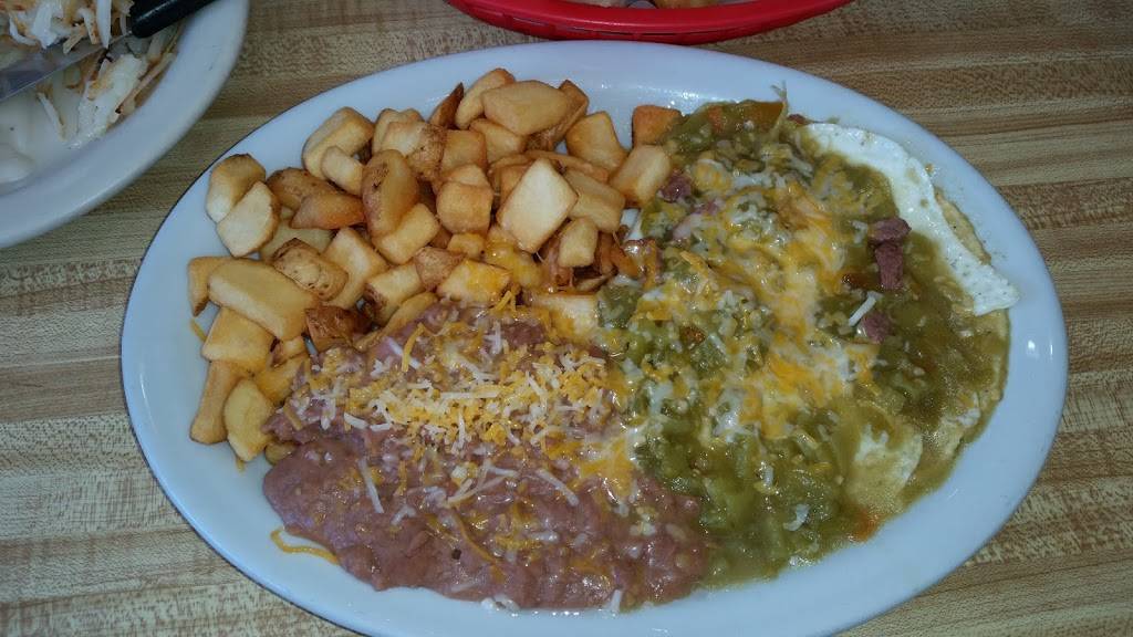 Sandras | restaurant | 831 N Main St, Belen, NM 87002, USA | 5058612222 OR +1 505-861-2222