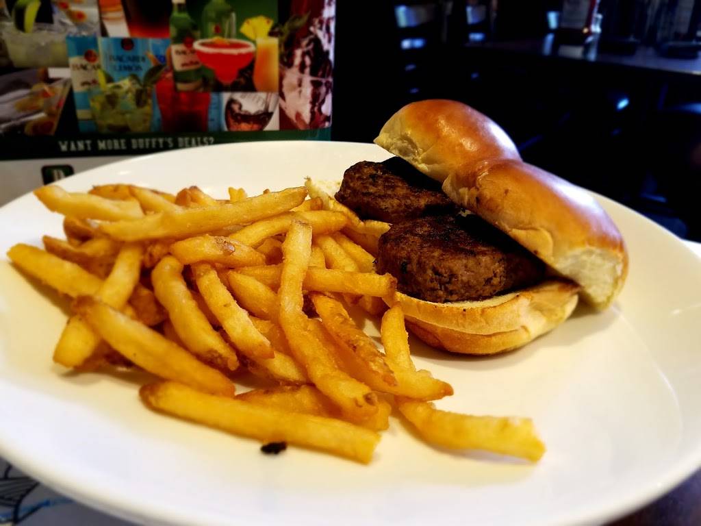 Duffys Sports Grill | restaurant | 21253 Stoneybrook Golf Blvd, Estero, FL 33928, USA | 2393010944 OR +1 239-301-0944